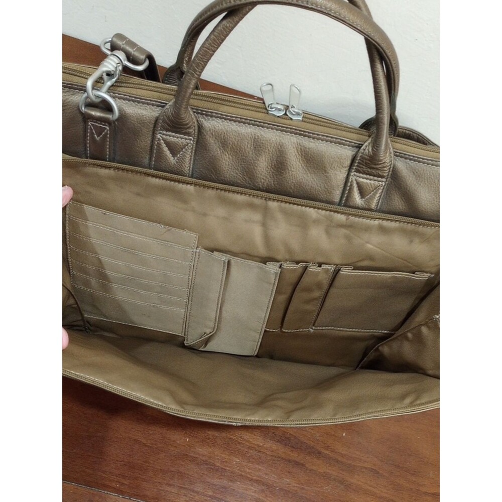 Barneys New York Bronze Leather Briefcase - Vintage! - Picture 10 of 13